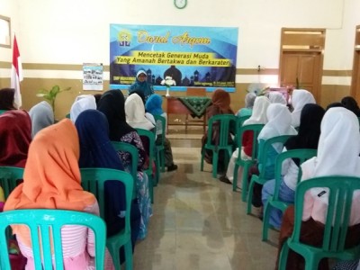 pembekalan-materi-darul-arqam-1438-h-smpm-5-slg