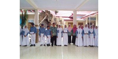 CERDAS CERMAT BAHASA INGGRIS UNTUK SISWA KELAS VII