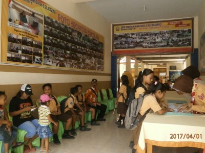 ruang-pendaftaran-bakal-calon-siswa-baru-inden-dari-berbagai-sd