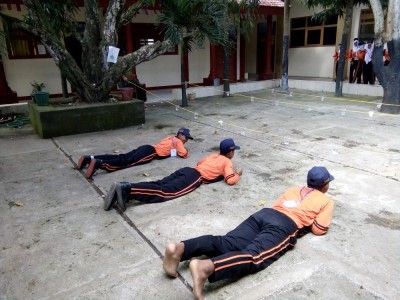 Pelatihan Tiarap Siswa Tangkas