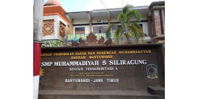 Papan Nama Sekolah