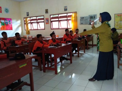 materi-latihan-kepanduan-hw-smpm-5-siliragung-indoor