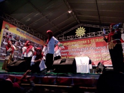 dewan-guru-smpm-5-mengadakan-bazar-sembako-murah